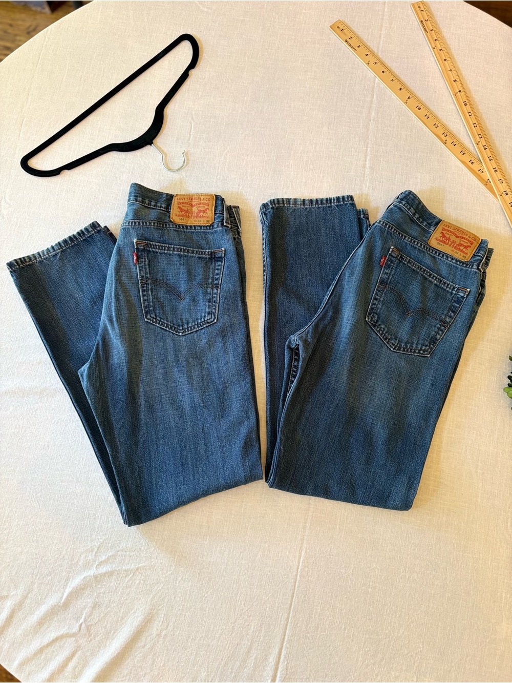 Levi's Men's 514 Medium Blue Straight-Leg Jeans - 2 Pair